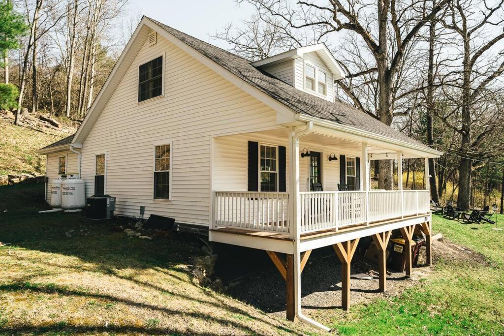 Cozy Cottage, Hot Tub, Fire Pit, 15Min To Hudson And Hiking كاتسكيل المظهر الخارجي الصورة